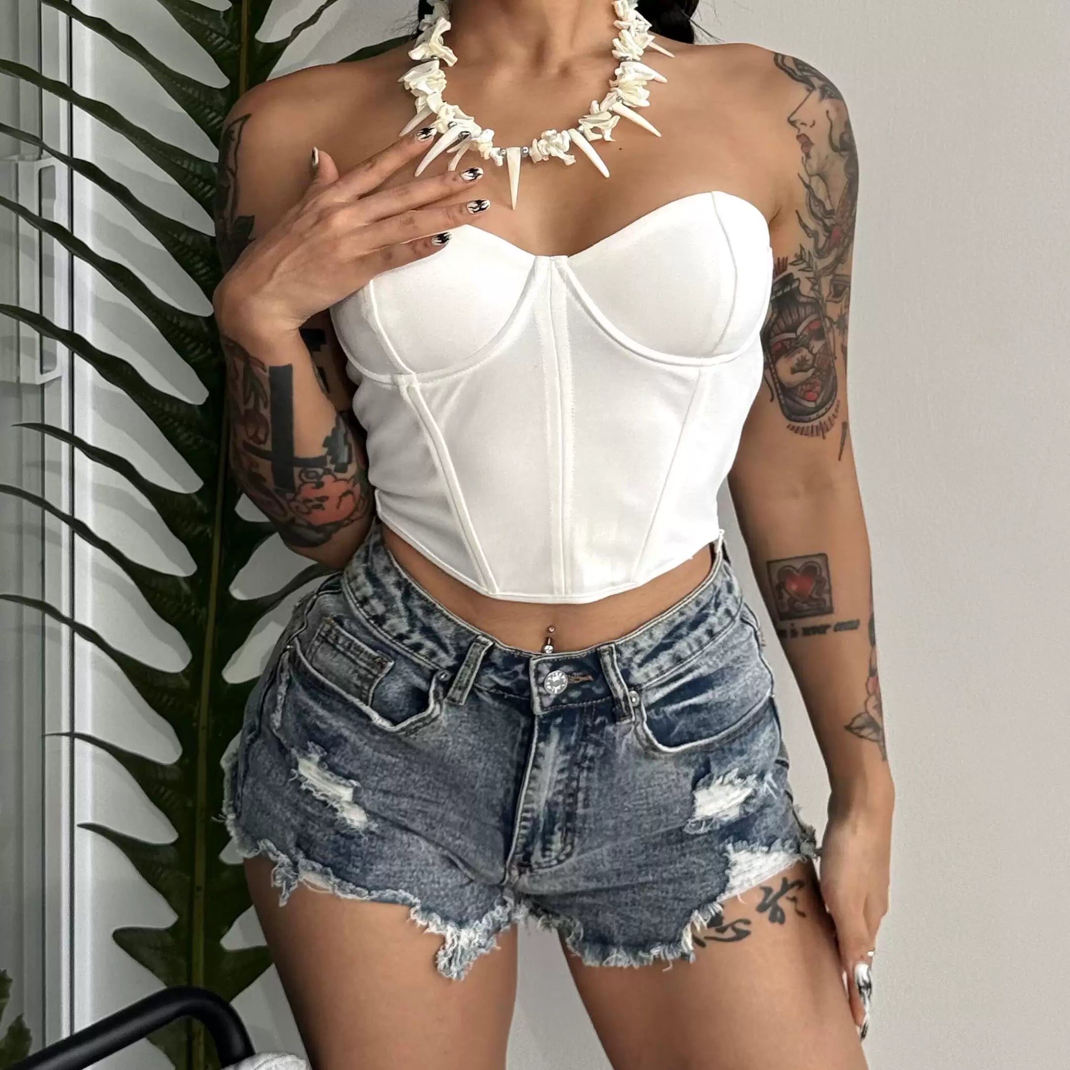 Cxqdy | High-Waisted Washed Ripped Denim Shorts for Women – Slim Fit, Raw Edge Hot Pants for Spring & Summer